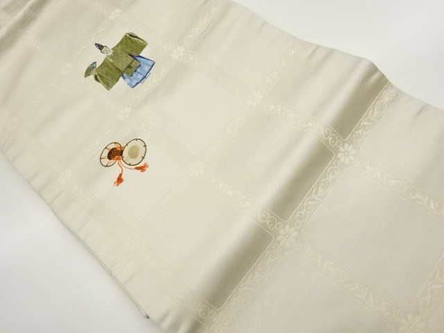 手描き能楽師に鼓・格子・唐草模様織出し名古屋帯